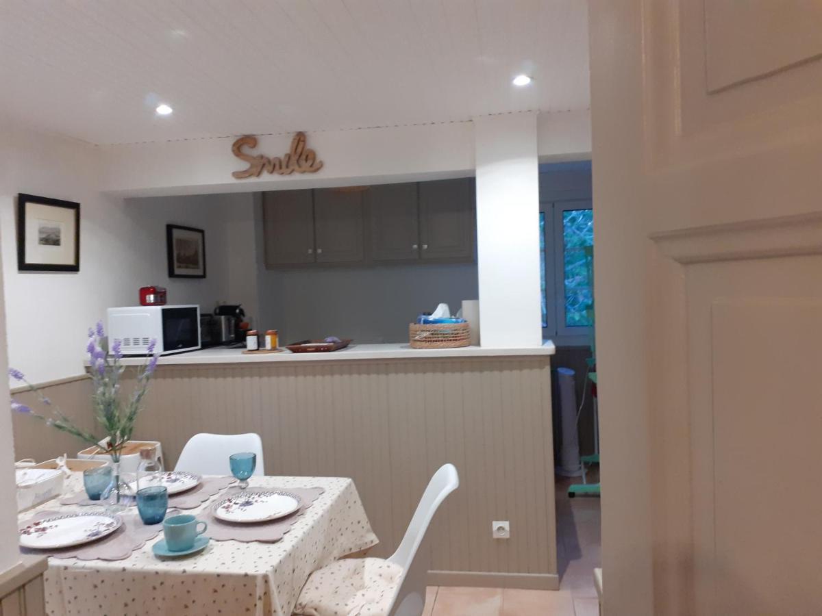 Bandol: Elegant Et Cosy 2 Pieces, Proche Ville Et Plage Zewnętrze zdjęcie
